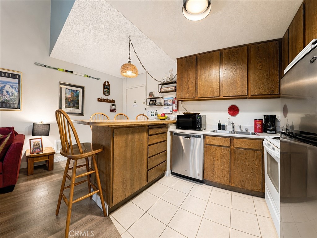 3253 Meridian 264 Property Photo 6