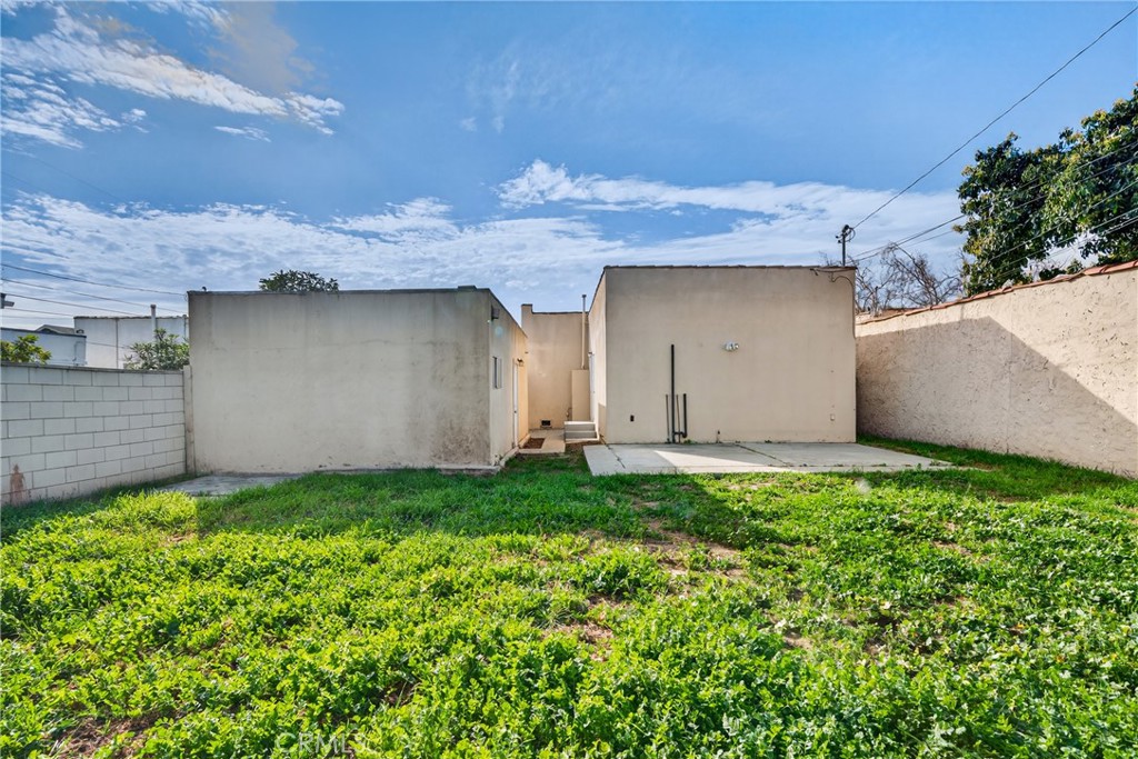 1905 E Palmer Property Photo 31