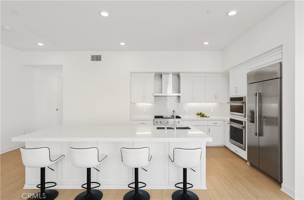 3700 Rivington Property Photo 6