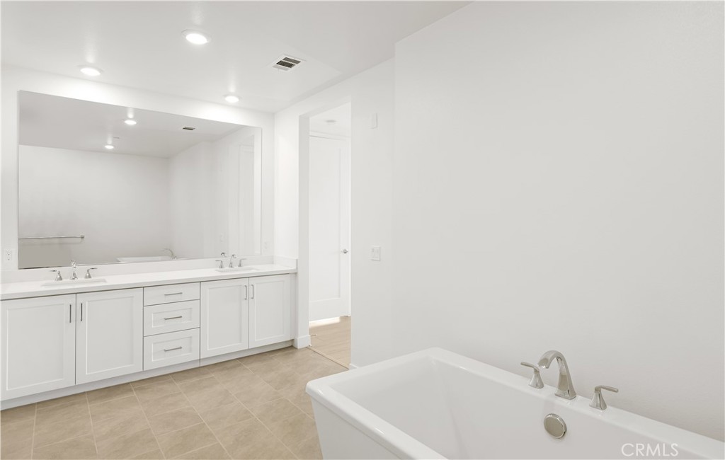 3700 Rivington Property Photo 17