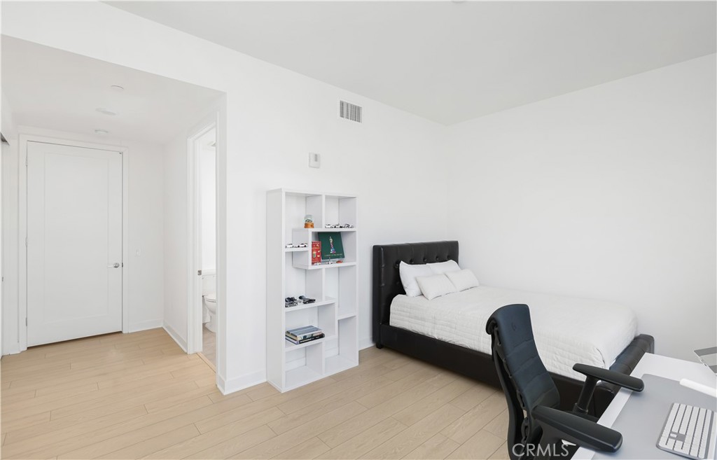 3700 Rivington Property Photo 21