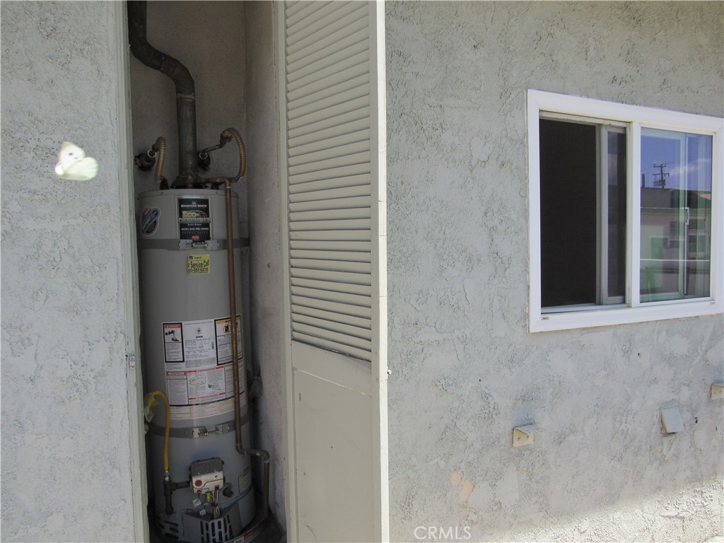 15121 Van Buren Property Photo 14