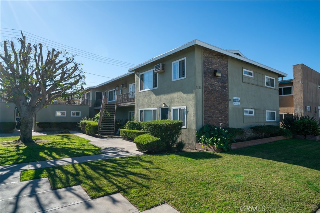 1774 1780 W Juno Avenue Property Photo 3