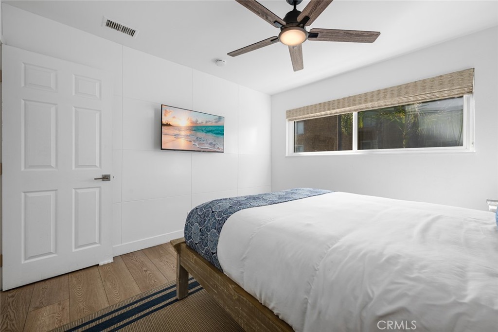 700 E Oceanfront Property Photo 21