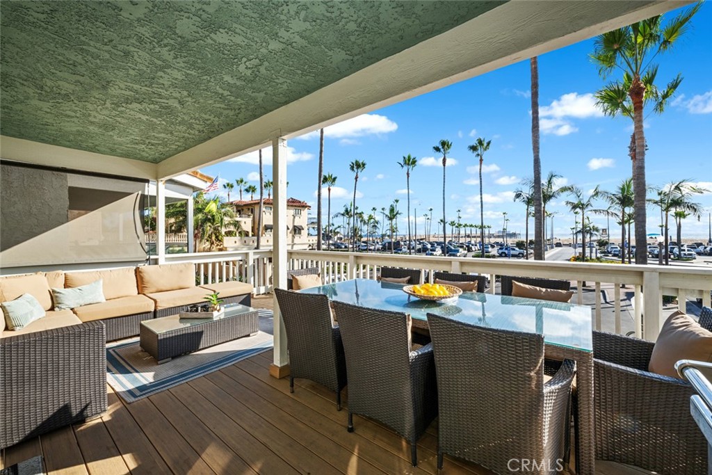 700 E Oceanfront Property Photo 43