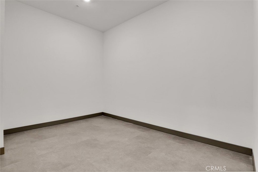 145 Sash Property Photo 8