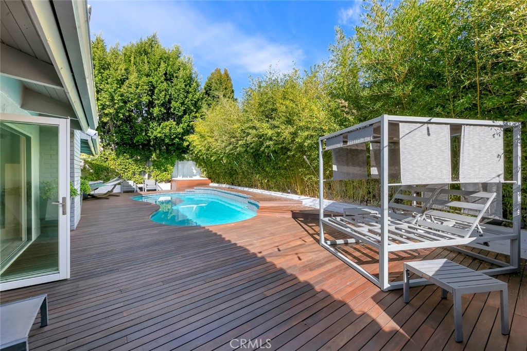 13692 Jenet Property Photo 25