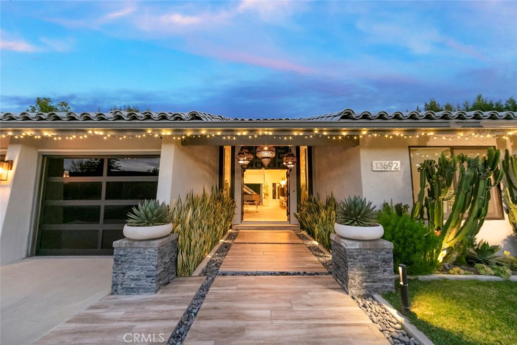 13692 Jenet Property Photo 59