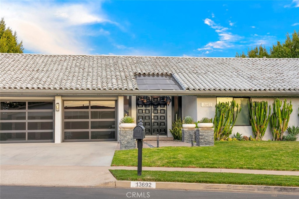 13692 Jenet Property Photo 64