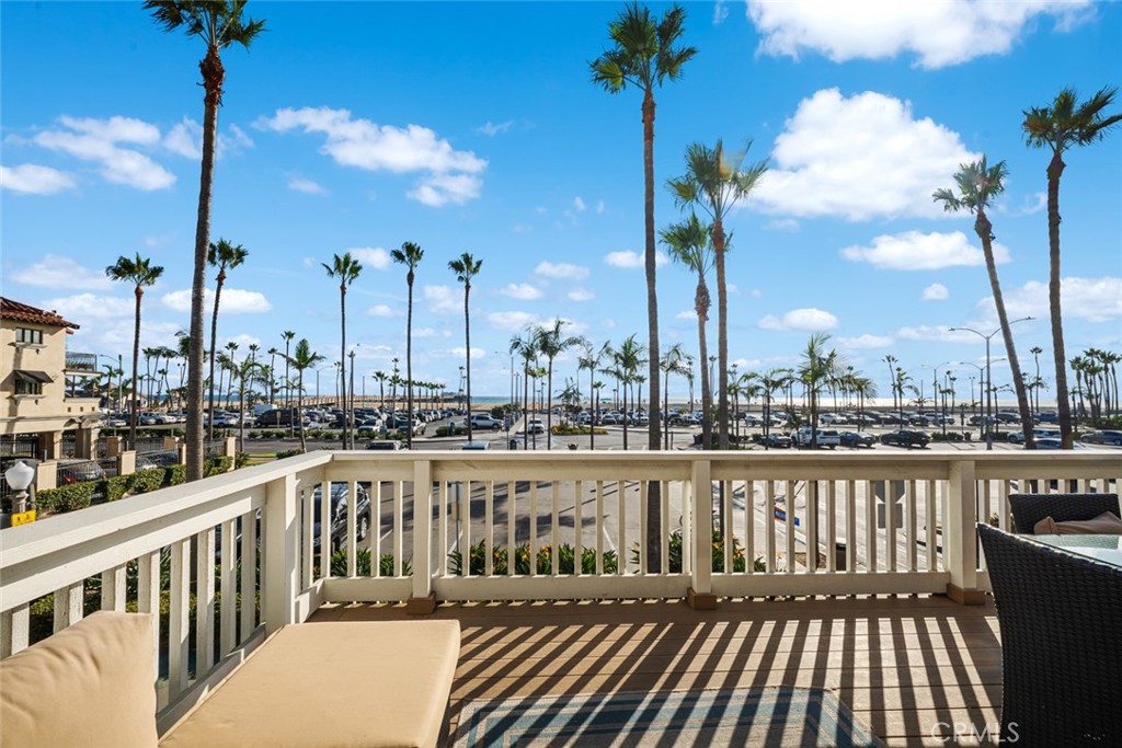 700 E Oceanfront Property Photo 5