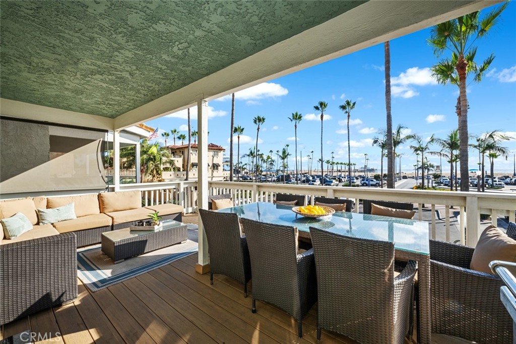 700 E Oceanfront Property Photo 7