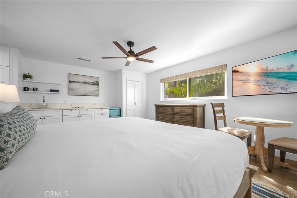 700 E Oceanfront Property Photo 21
