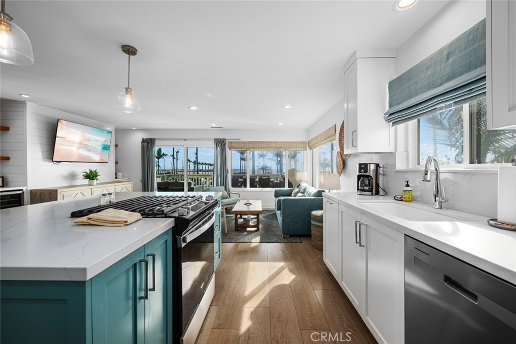 700 E Oceanfront Property Photo 40