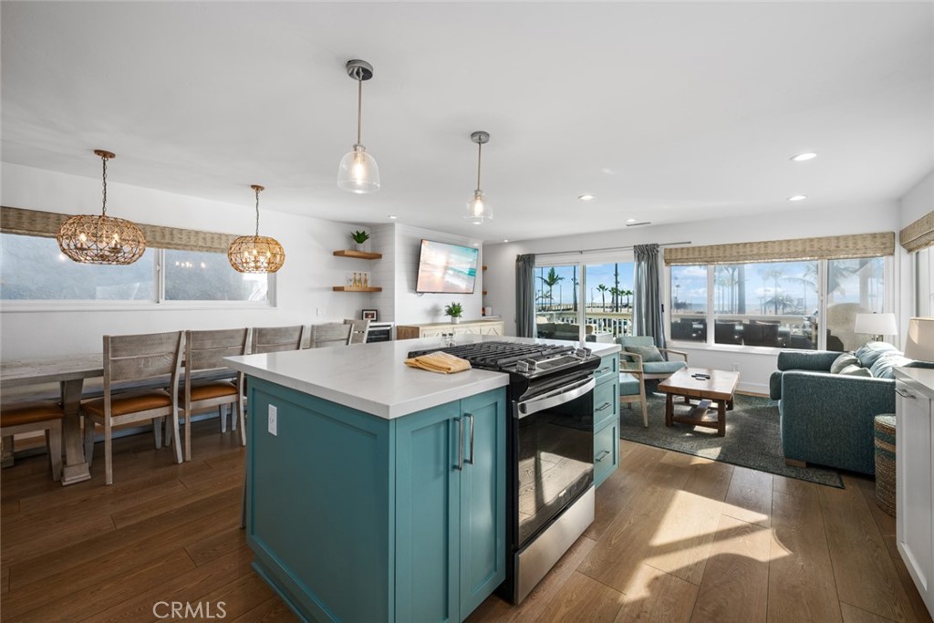 700 E Oceanfront Property Photo 41