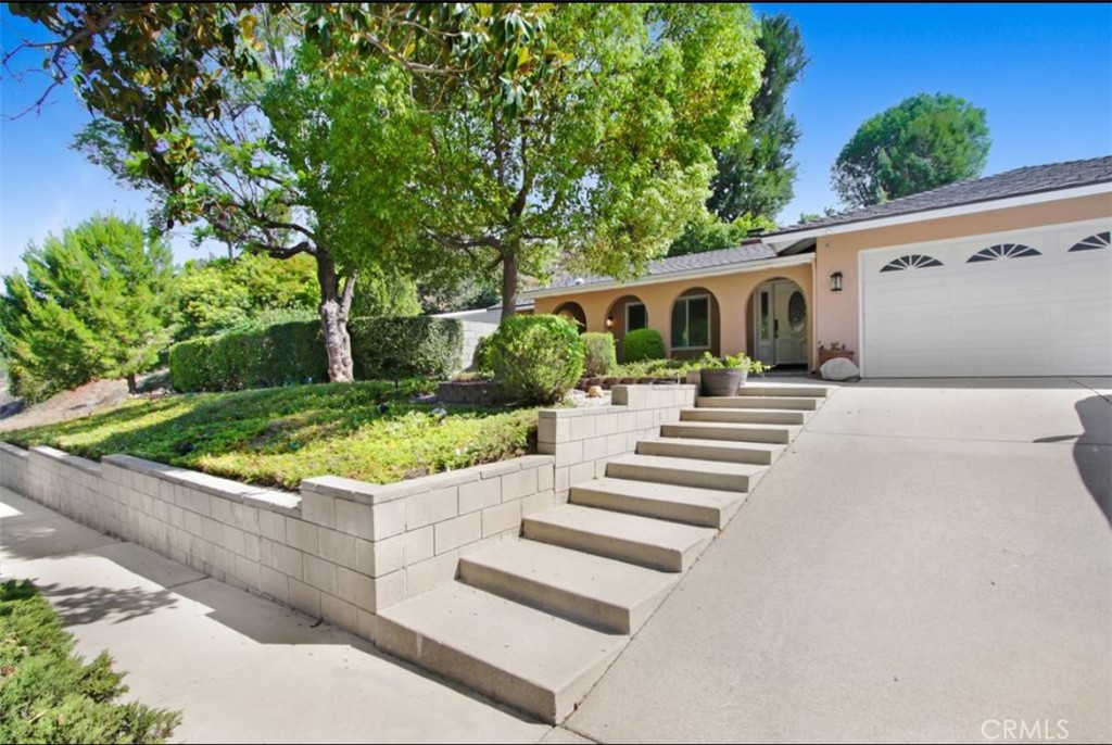 23847 Bower Cascade Place Property Photo 1