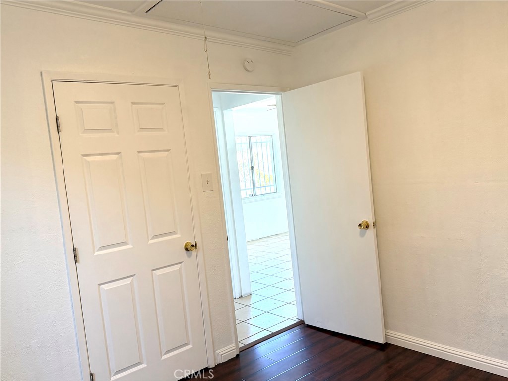 1318 E 100th Street Property Photo 22