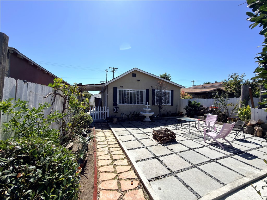 1318 E 100th Street Property Photo 44