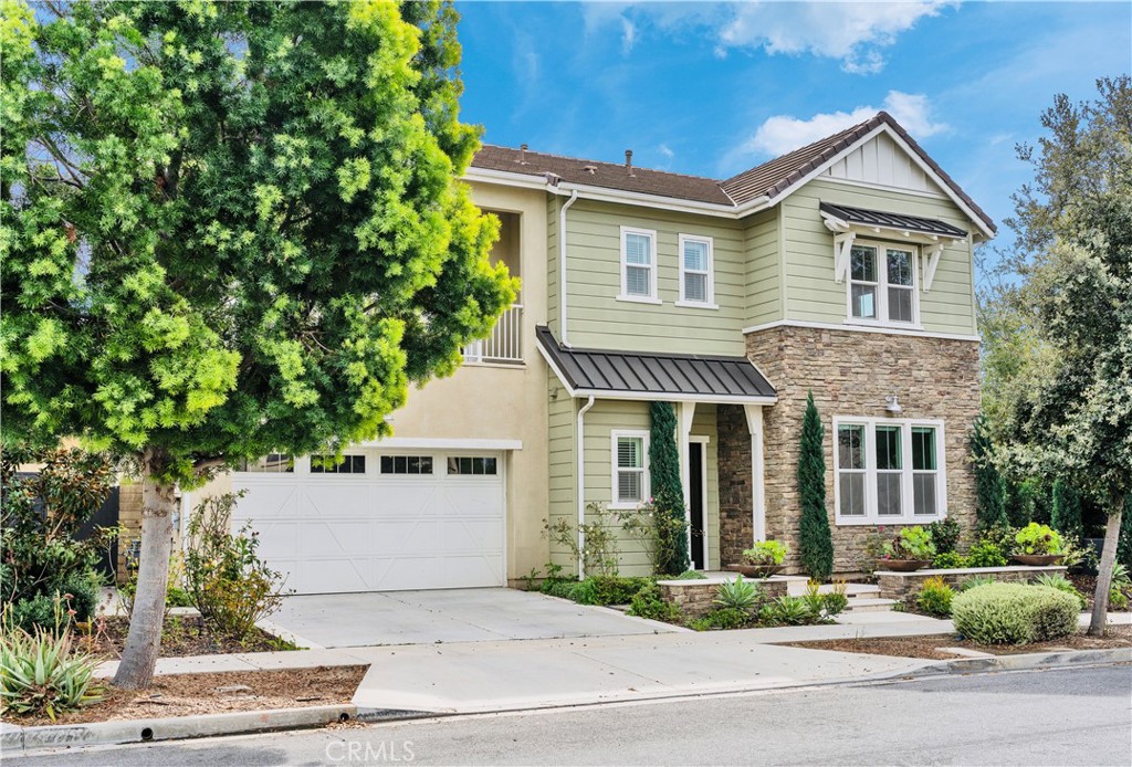 114 Crossover Property Photo 2