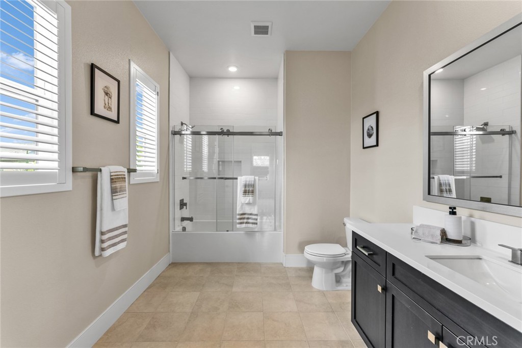 114 Crossover Property Photo 36