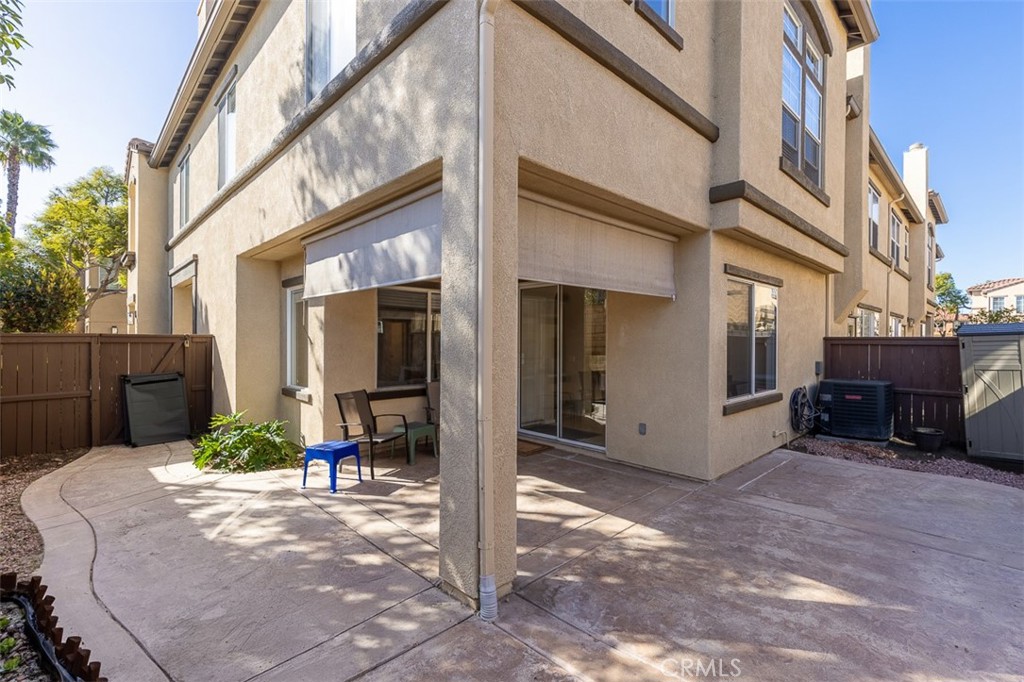638 Sumner Property Photo 15
