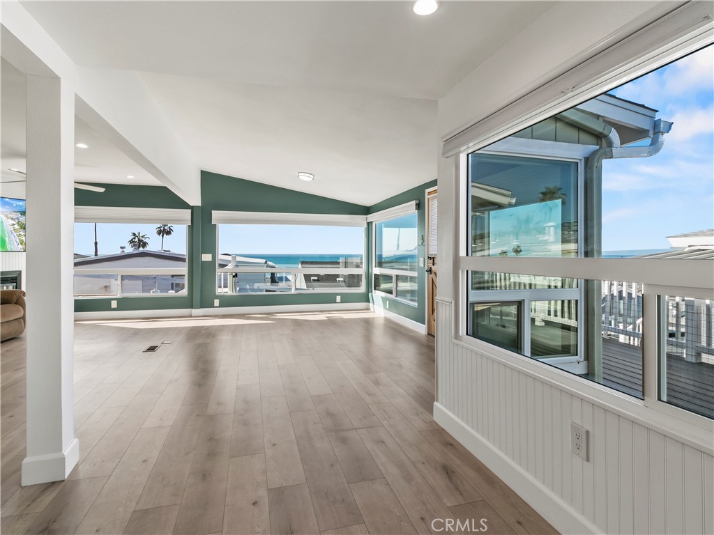 404 Ebb Tide Drive Property Photo 2