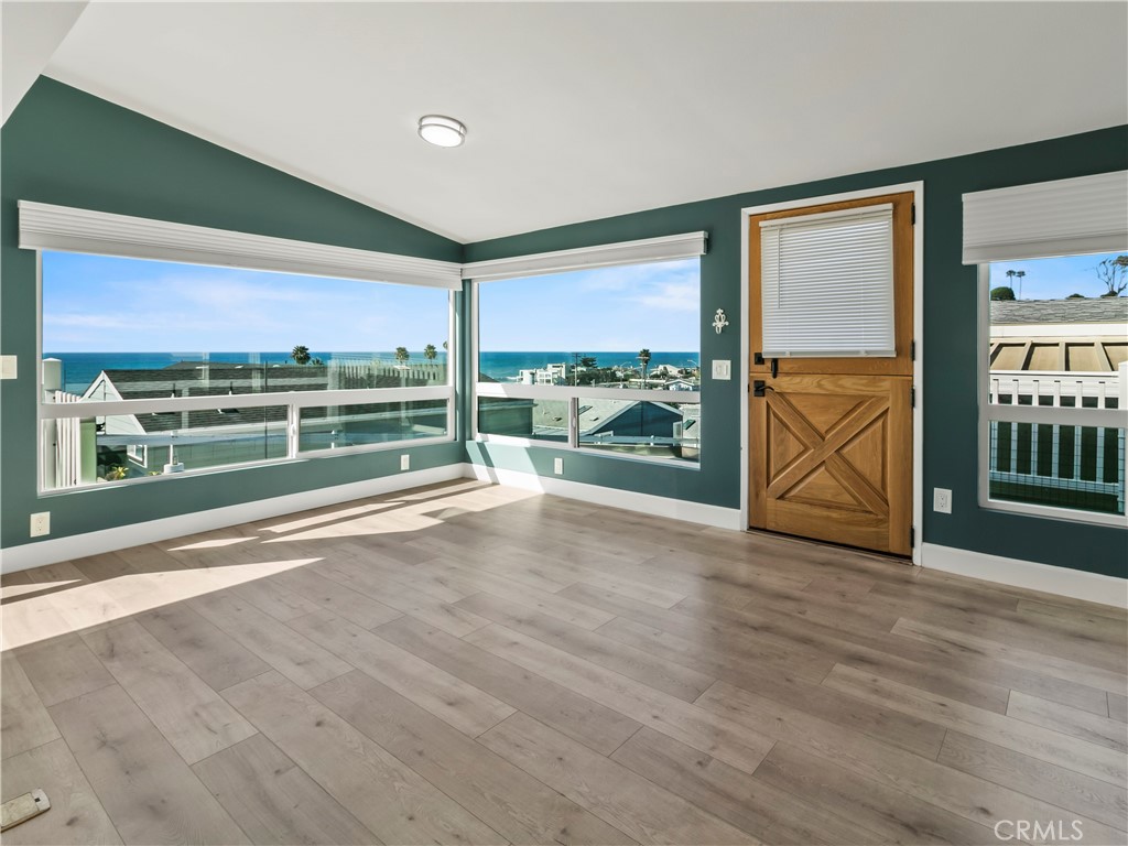 404 Ebb Tide Drive Property Photo 3
