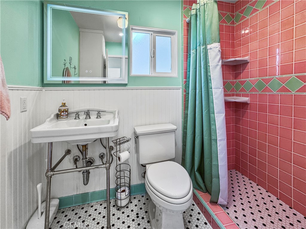 404 Ebb Tide Drive Property Photo 11