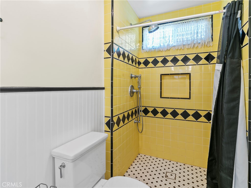 404 Ebb Tide Drive Property Photo 14