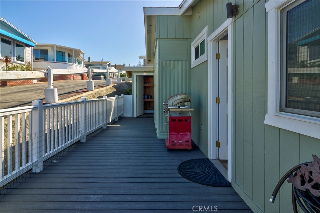 404 Ebb Tide Drive Property Photo 16
