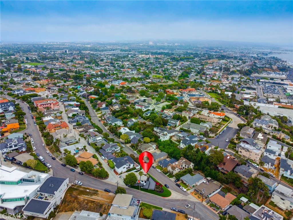 300 Holmwood Drive Property Photo 27