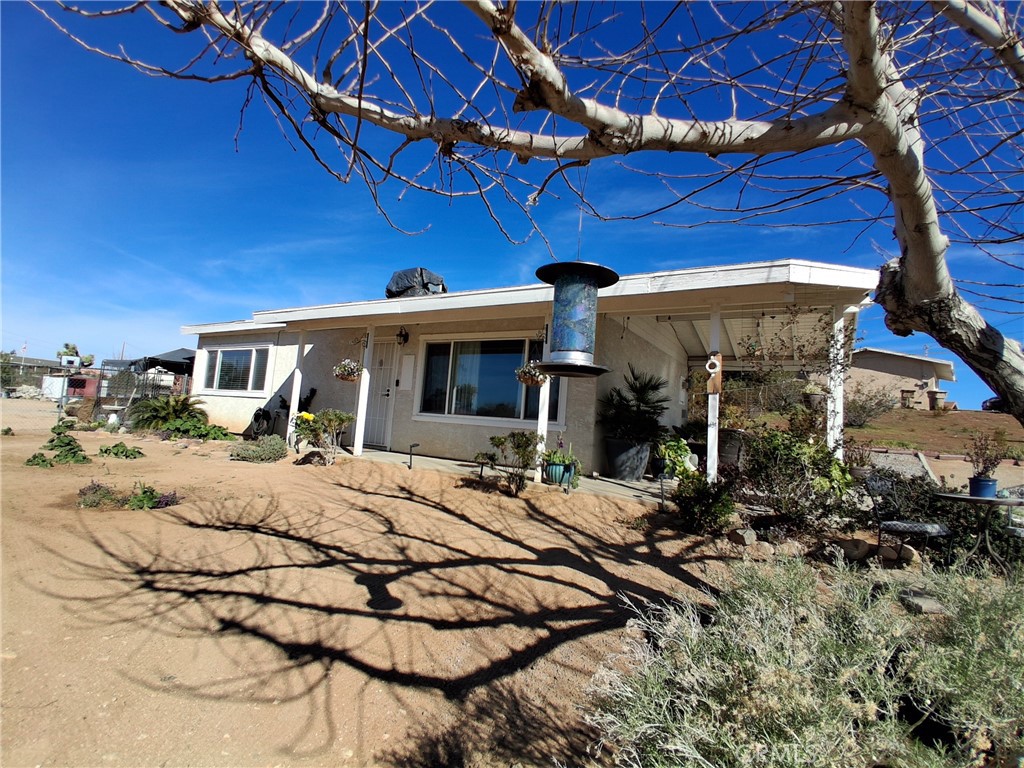 18778 Valencia Property Photo 5