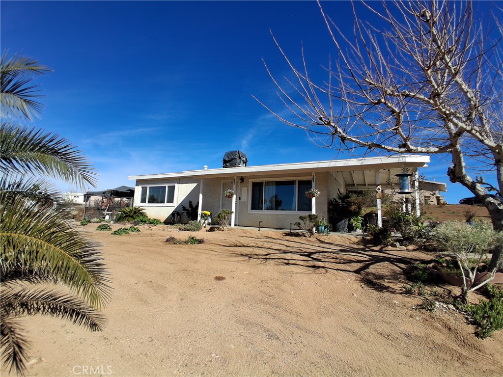 18778 Valencia Property Photo 6