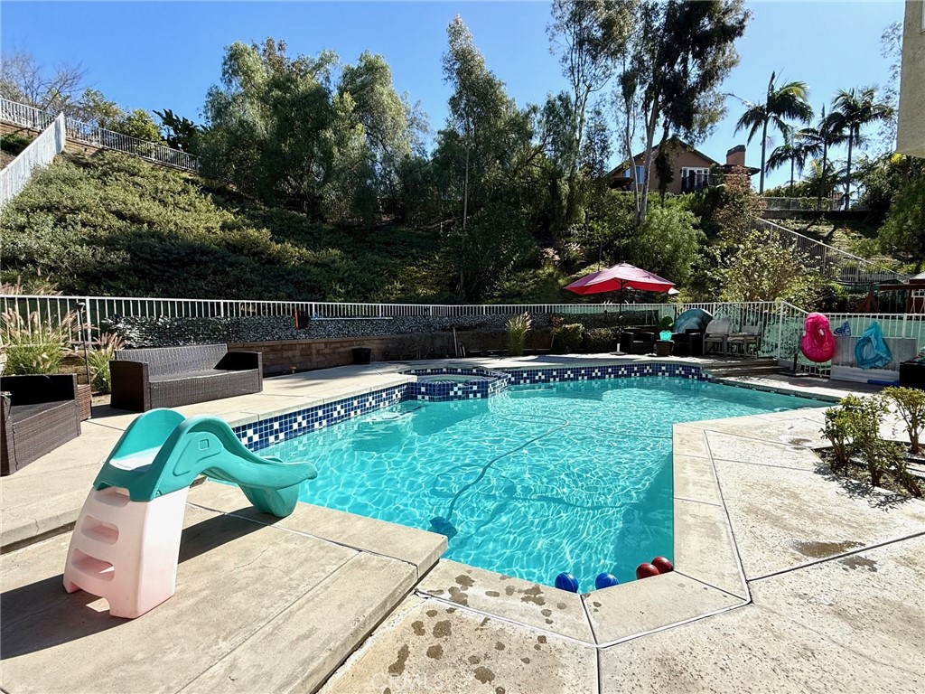 31952 La Subida Property Photo 15