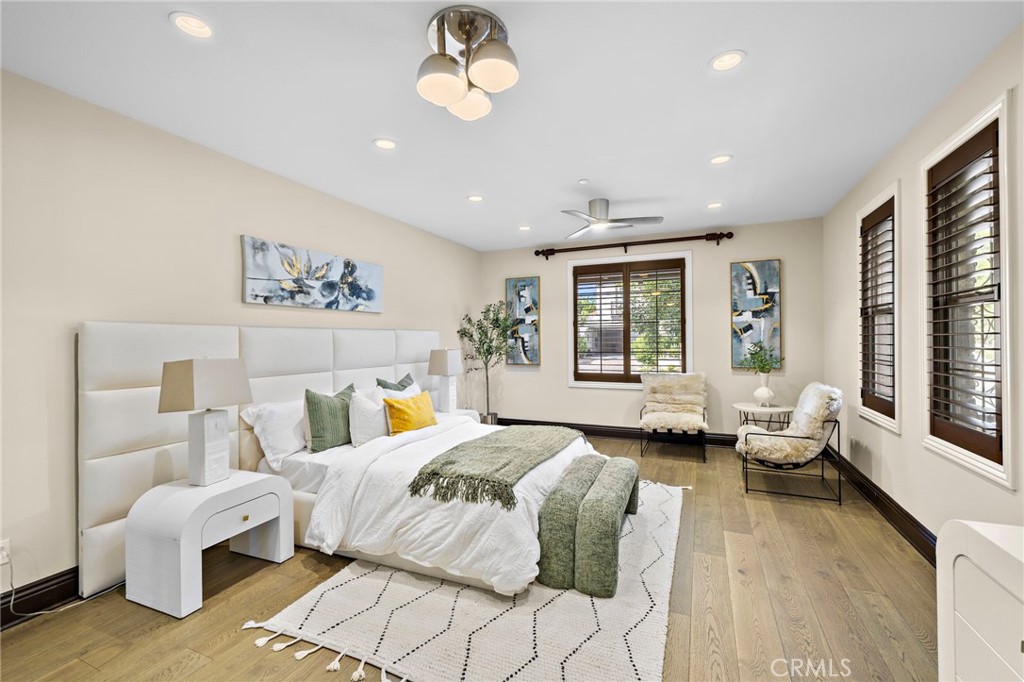 108 Grassblade Property Photo 21