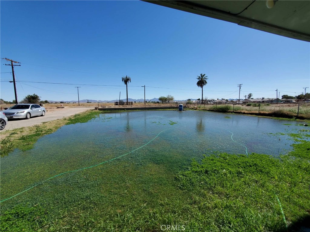 1007 N Broadway Property Photo 3