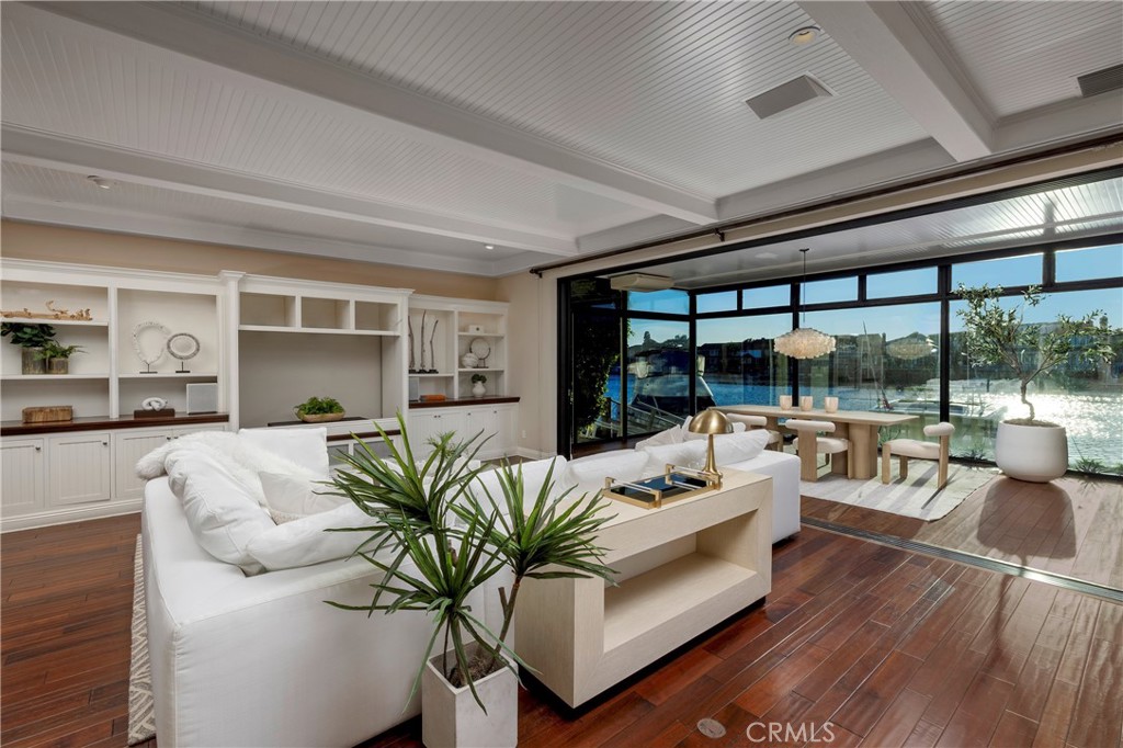 16631 Carousel Property Photo 9