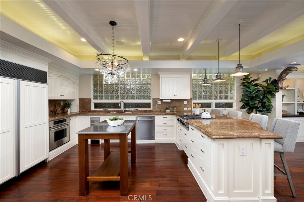 16631 Carousel Property Photo 14