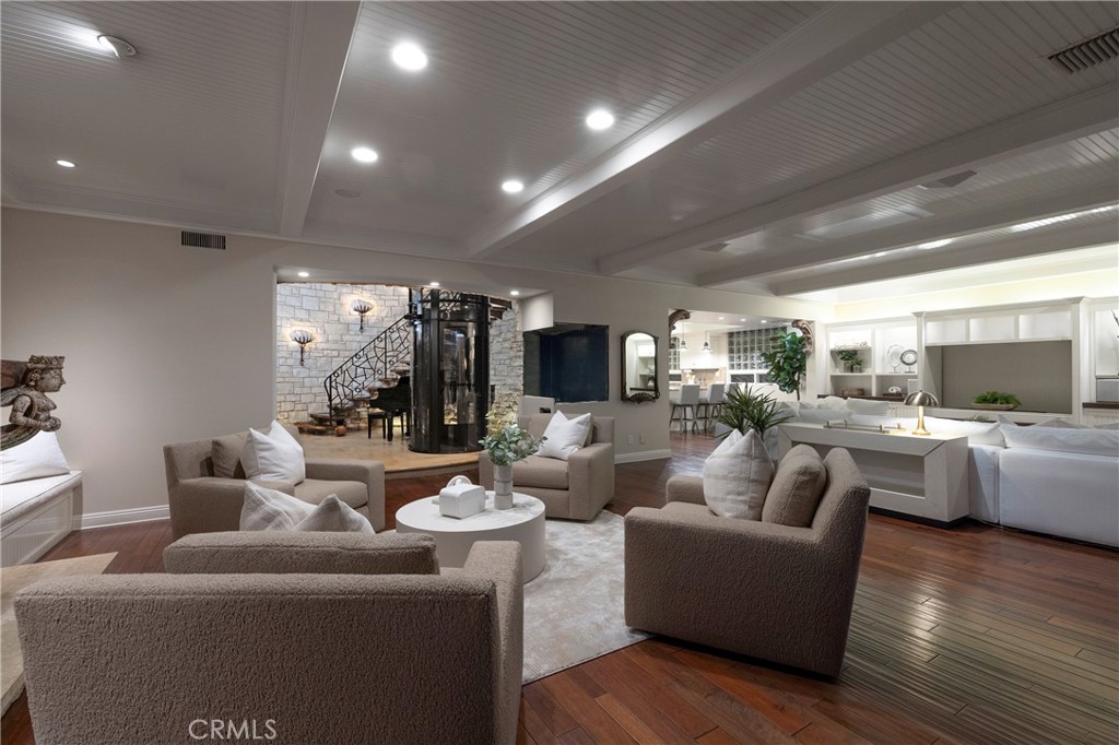 16631 Carousel Property Photo 31