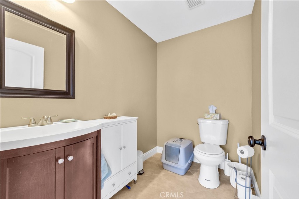 855 N Lemon Street 6 Property Photo 7