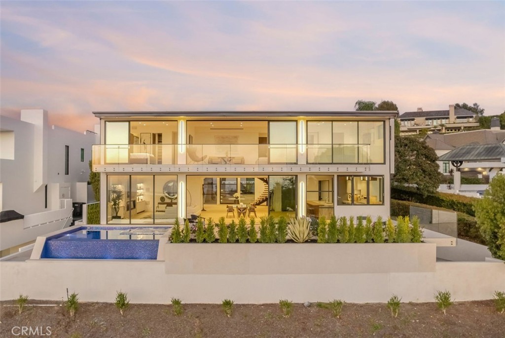 4 Geneve Property Photo 1