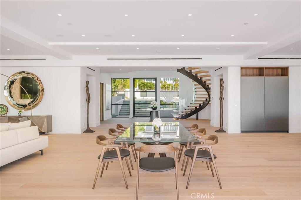 4 Geneve Property Photo 10