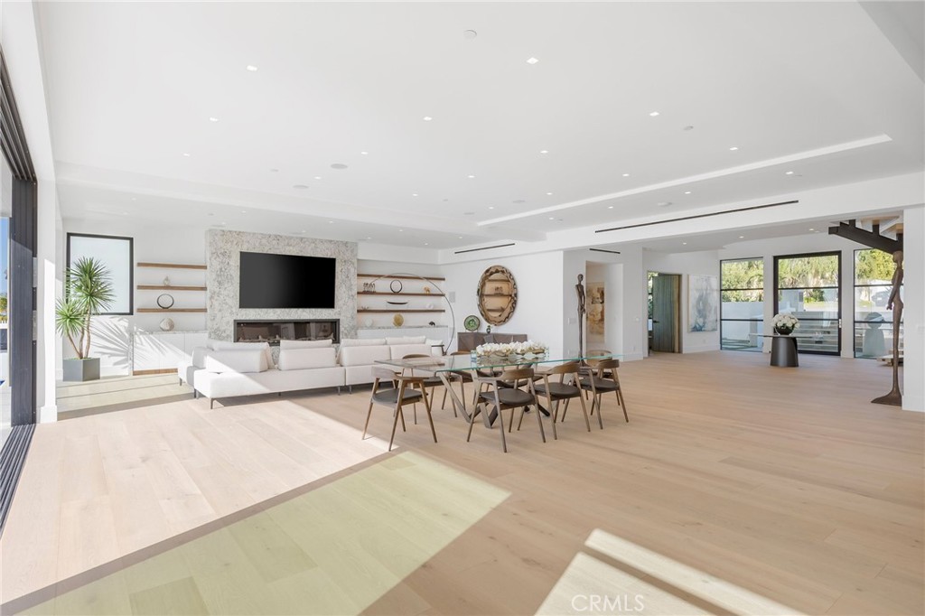 4 Geneve Property Photo 11