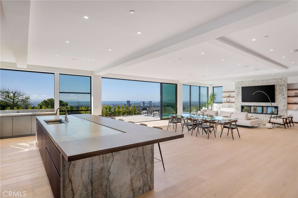 4 Geneve Property Photo 12