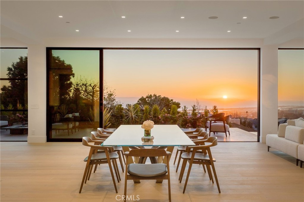 4 Geneve Property Photo 14