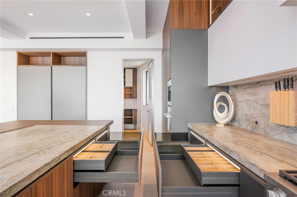 4 Geneve Property Photo 24