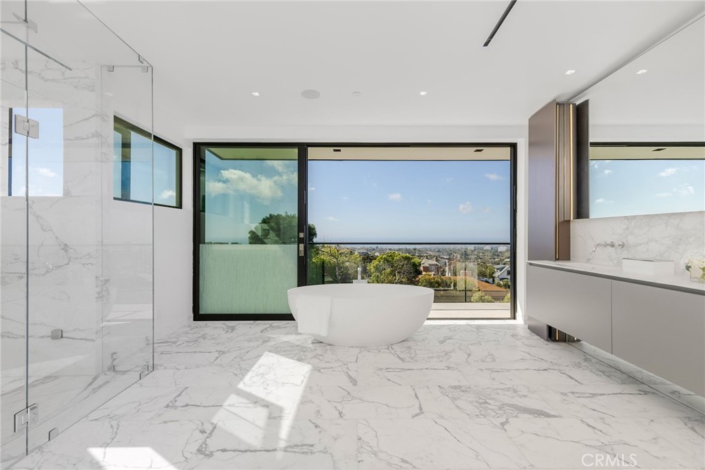 4 Geneve Property Photo 34