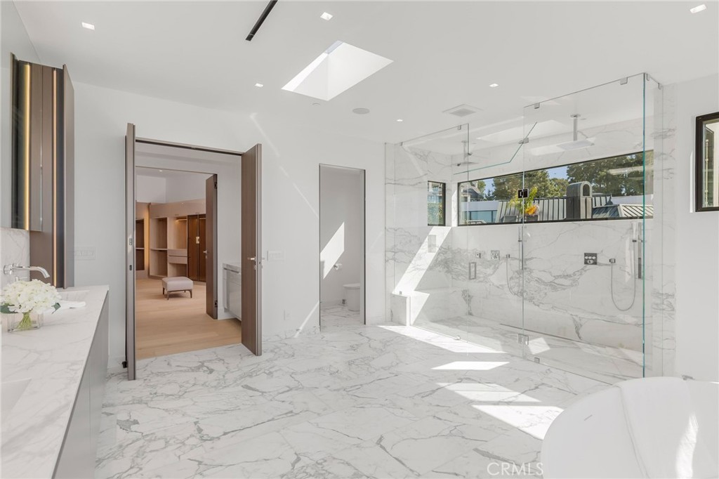4 Geneve Property Photo 36