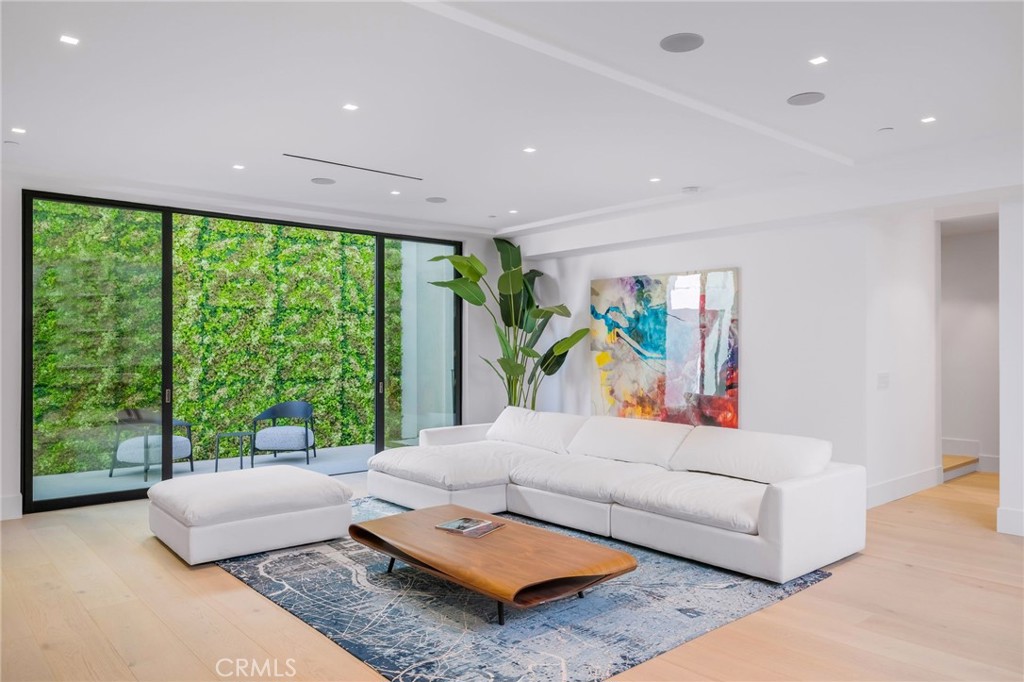 4 Geneve Property Photo 42