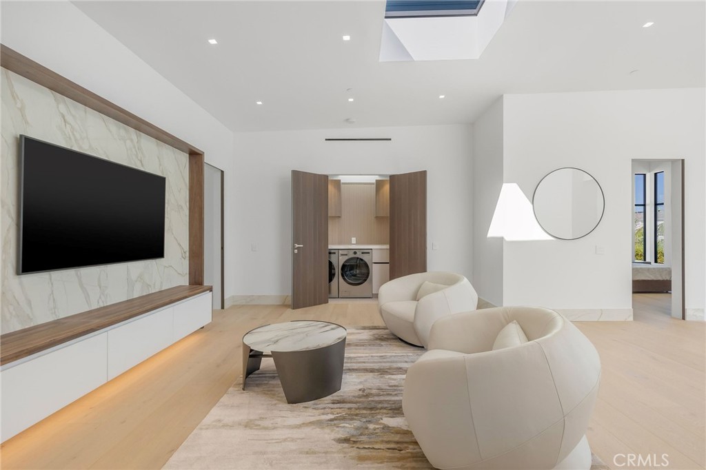 4 Geneve Property Photo 63