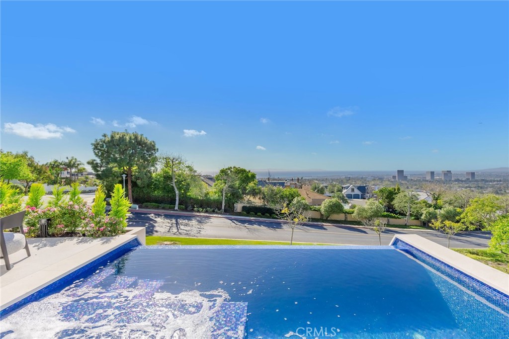 4 Geneve Property Photo 64